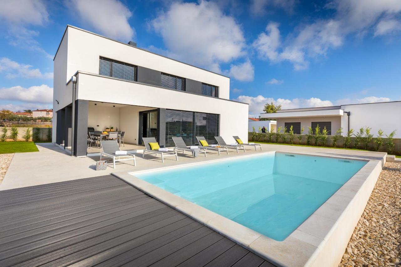 Amazing Private Villa With Outdoor Swimming Pool In Vodnjan Zewnętrze zdjęcie