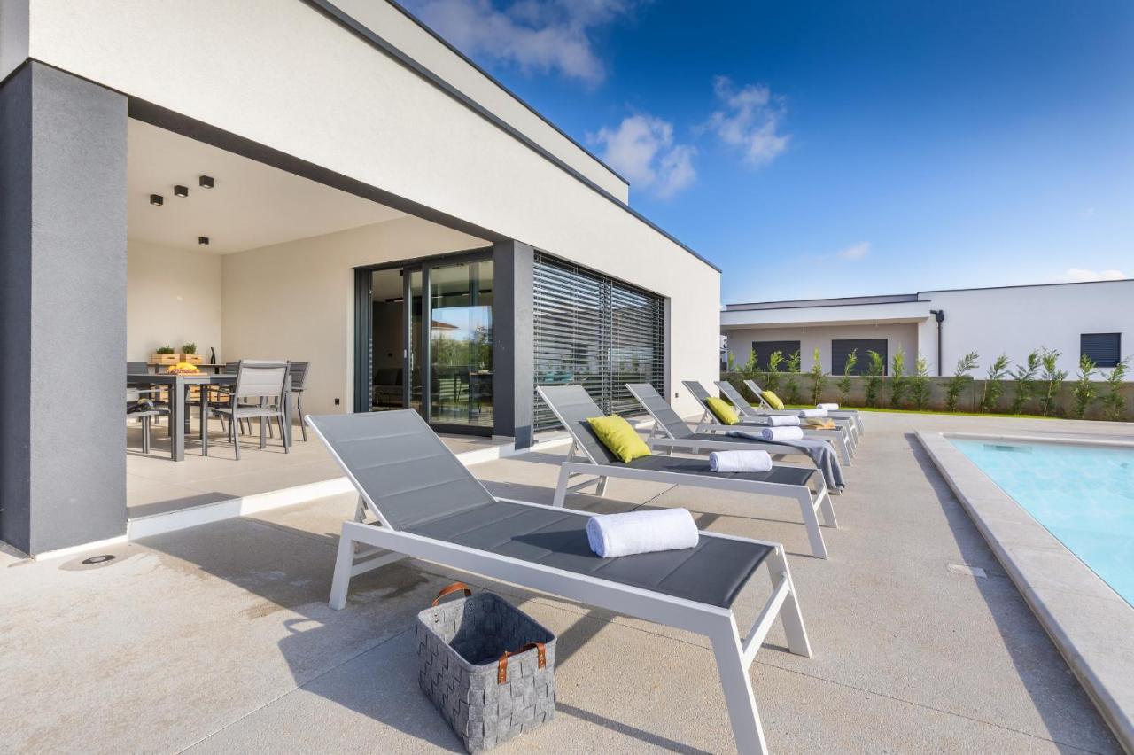 Amazing Private Villa With Outdoor Swimming Pool In Vodnjan Zewnętrze zdjęcie